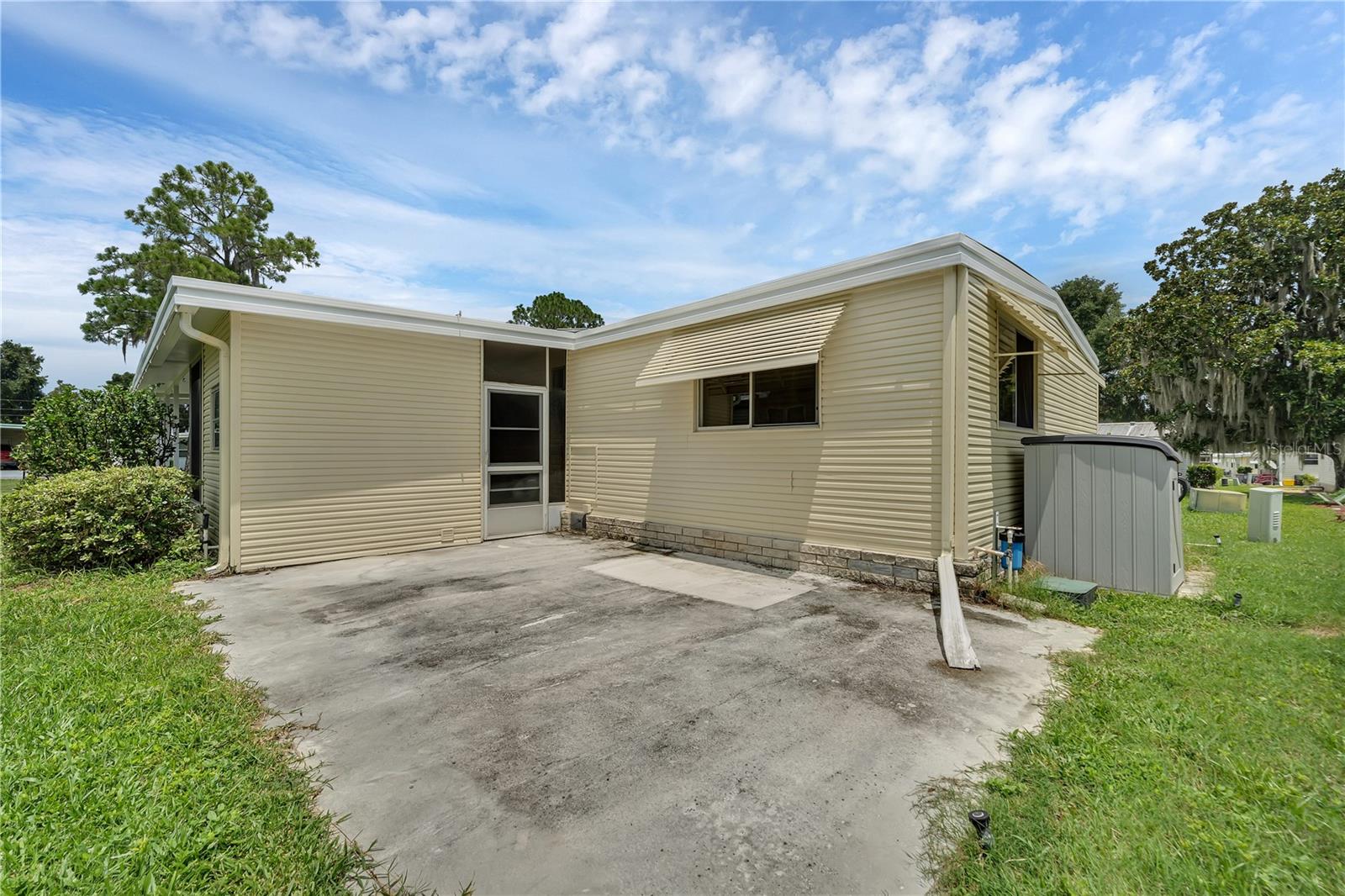 O6231287 Property Photo