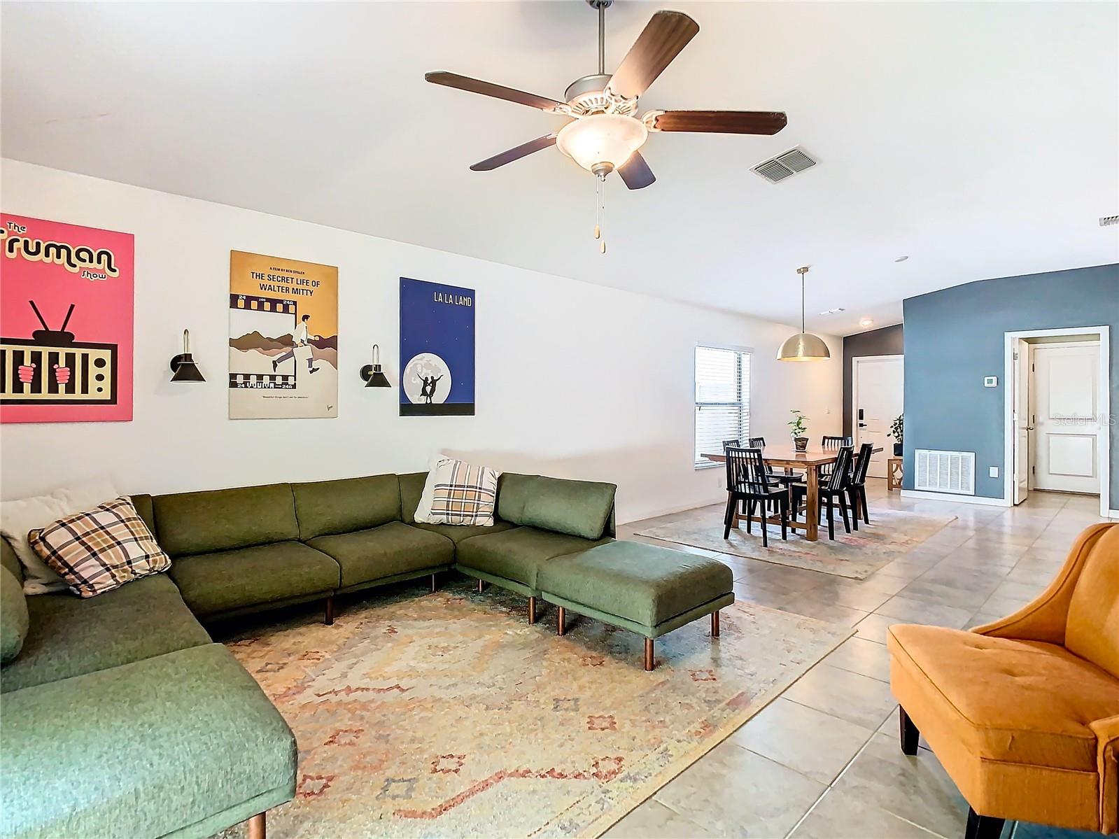 3011 MOULDEN HOLLOW DR, ZEPHYRHILLS, FL, 33540