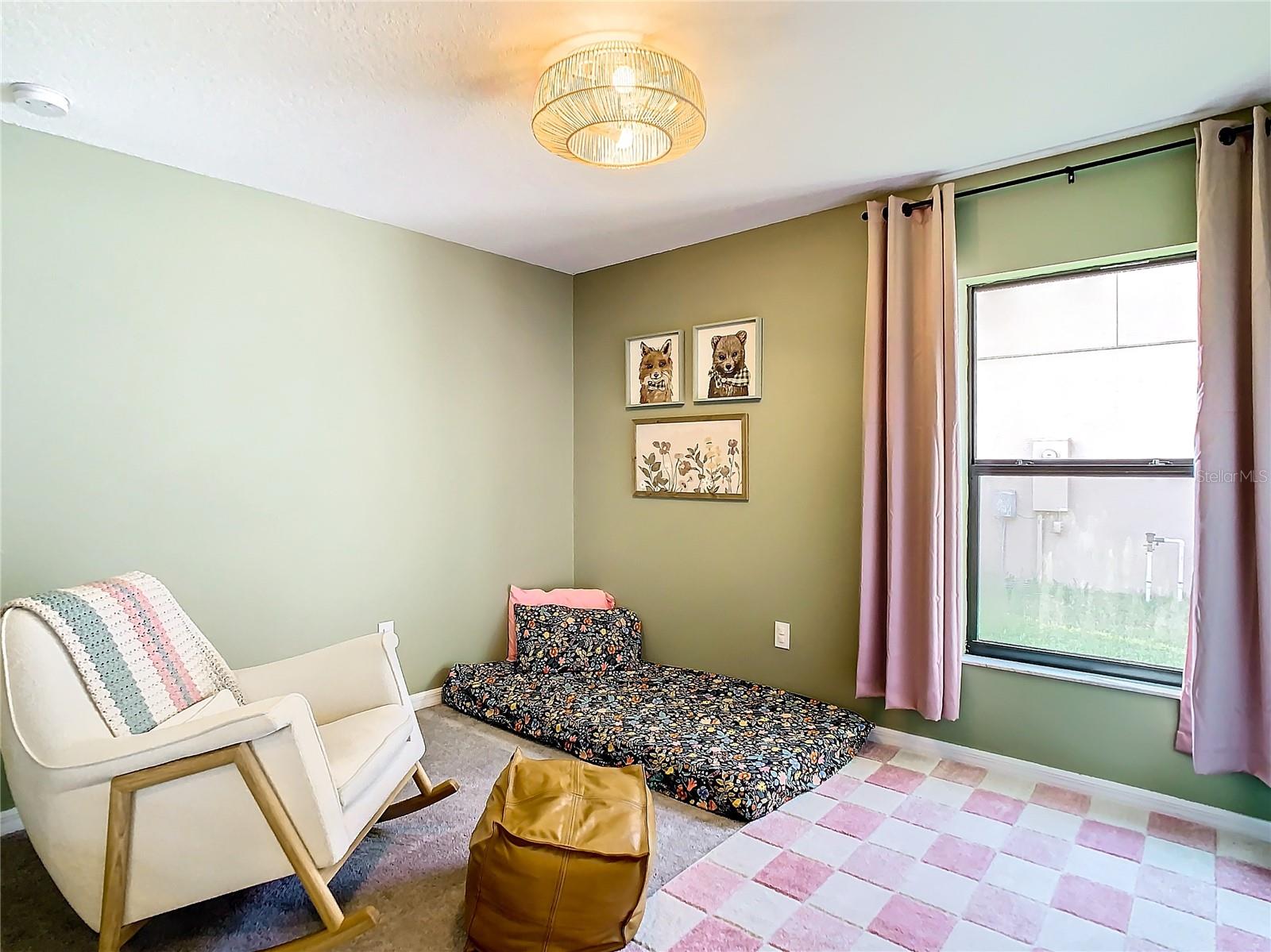 3011 MOULDEN HOLLOW DR, ZEPHYRHILLS, FL, 33540