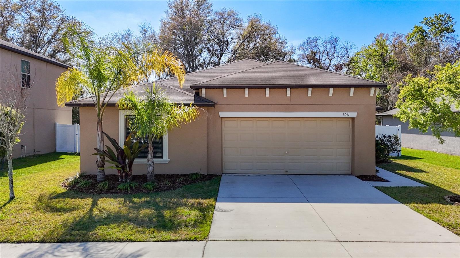 3011 MOULDEN HOLLOW DR, ZEPHYRHILLS, FL, 33540