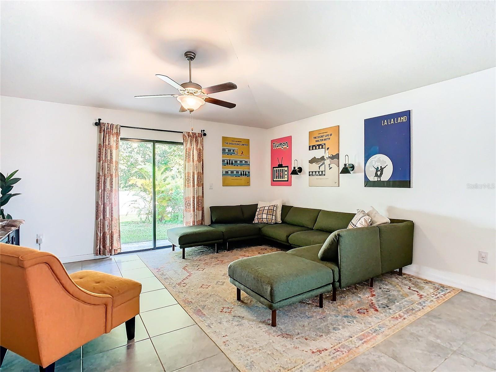 3011 MOULDEN HOLLOW DR, ZEPHYRHILLS, FL, 33540