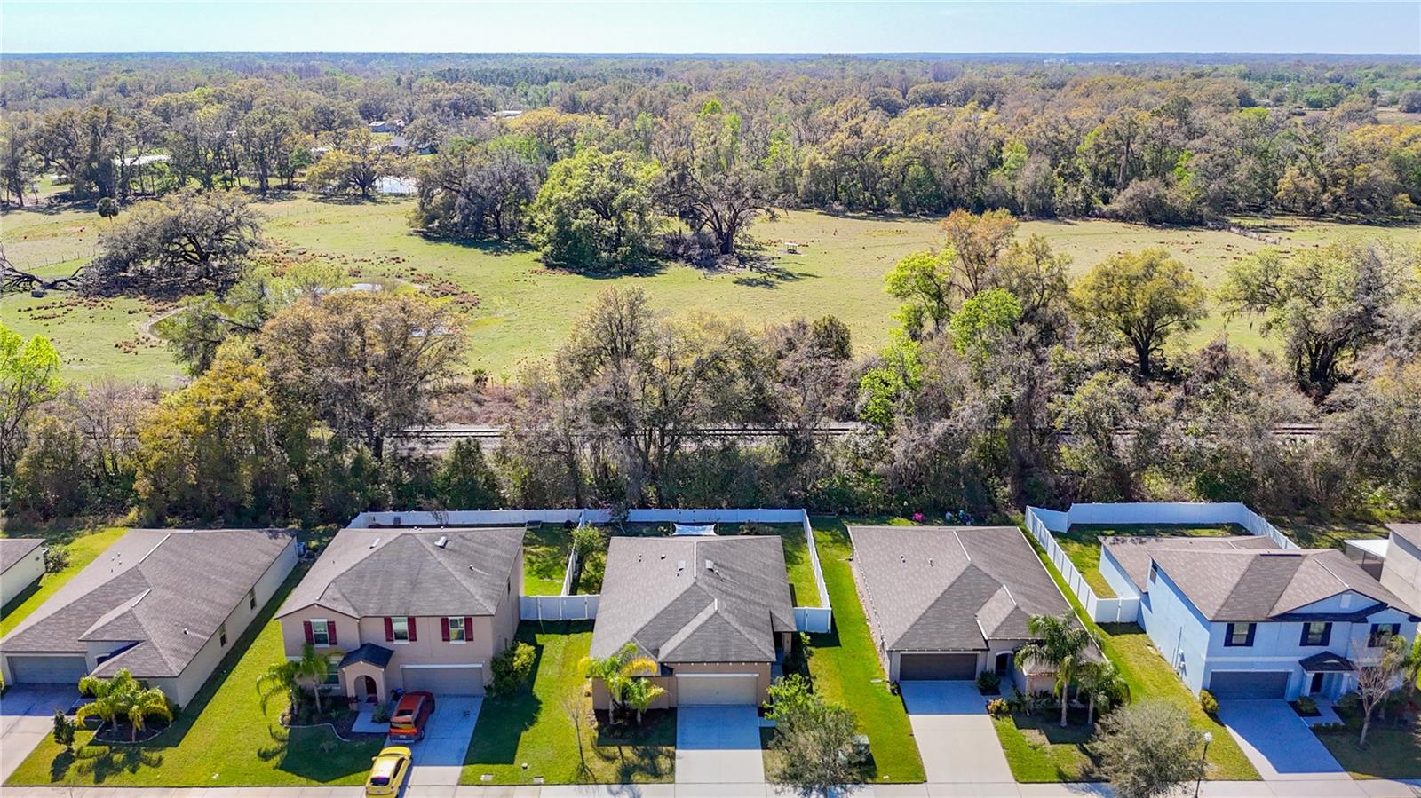 3011 MOULDEN HOLLOW DR, ZEPHYRHILLS, FL, 33540