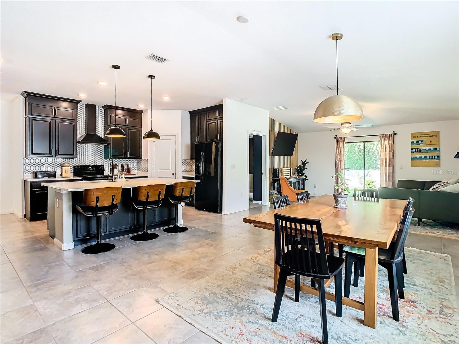 3011 MOULDEN HOLLOW DR, ZEPHYRHILLS, FL, 33540