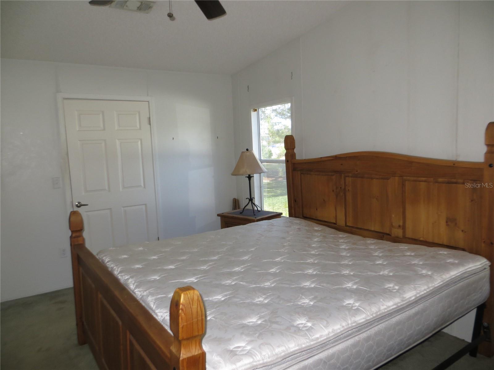 1000 KINGS HWY #4, PUNTA GORDA, FL, 33980