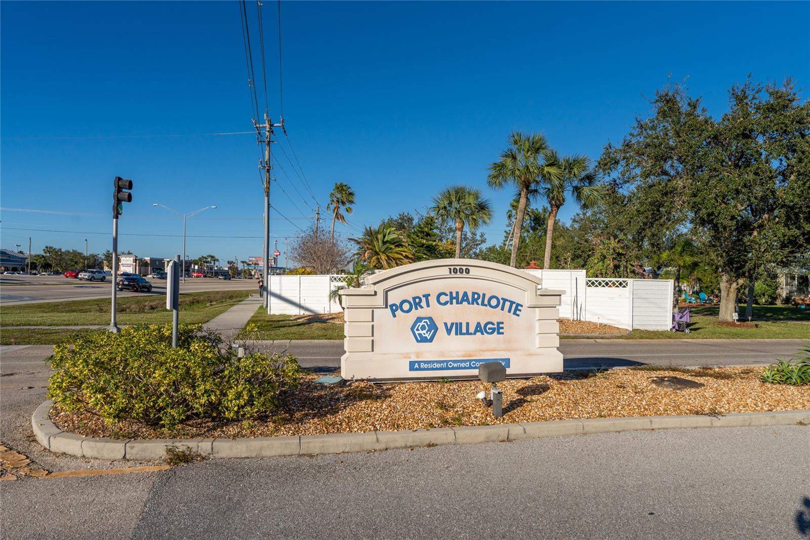 1000 KINGS HWY #4, PUNTA GORDA, FL, 33980