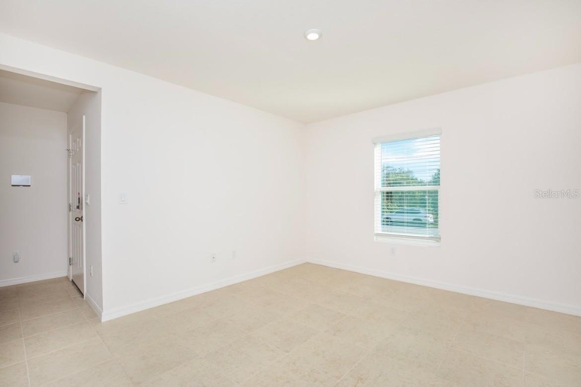 17384 ROBINSON AVE, PORT CHARLOTTE, FL, 33948