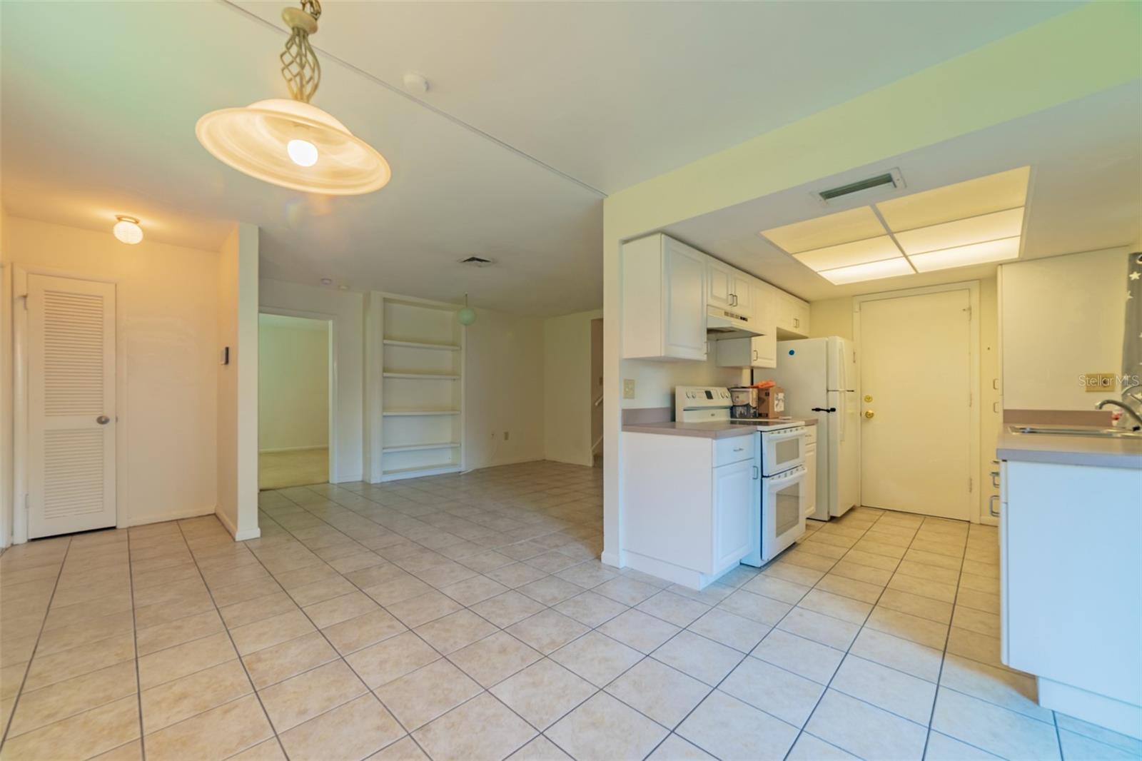 11728 RAINTREE DR, TEMPLE TERRACE, FL, 33617