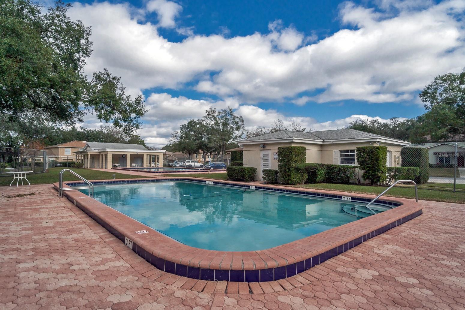 11728 RAINTREE DR, TEMPLE TERRACE, FL, 33617