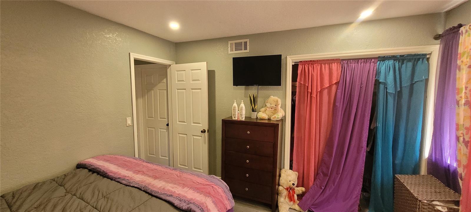 5826 PEREGRINE AVE #F01, ORLANDO, FL, 32819