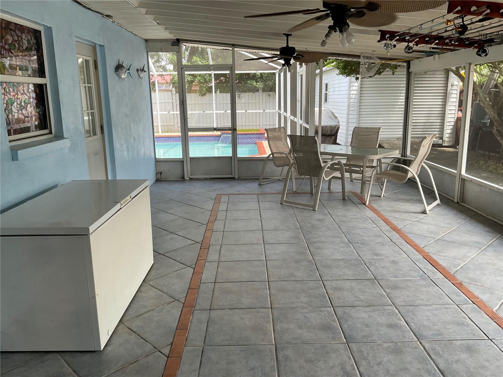 2809 LORRAINE ST, TAMPA, FL, 33614