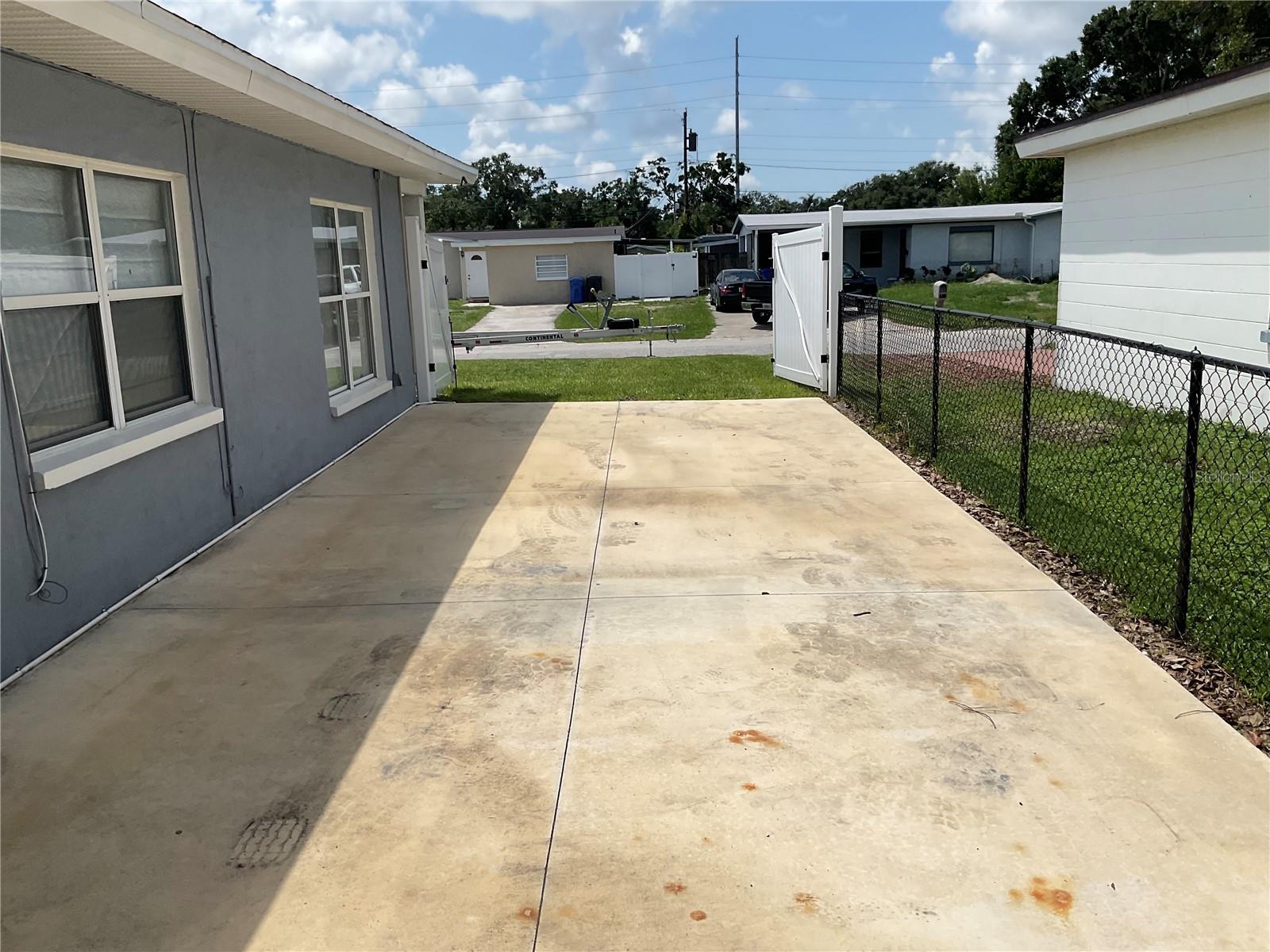 2809 LORRAINE ST, TAMPA, FL, 33614