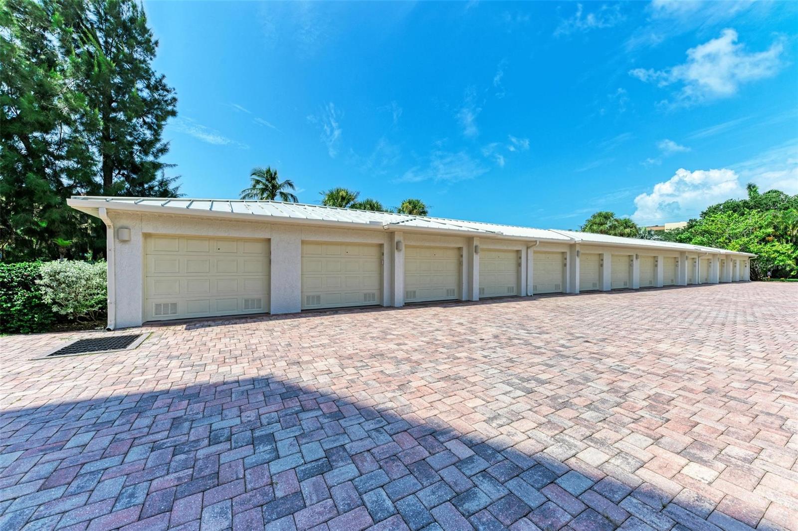 8735 MIDNIGHT PASS RD #107B, SARASOTA, FL, 34242