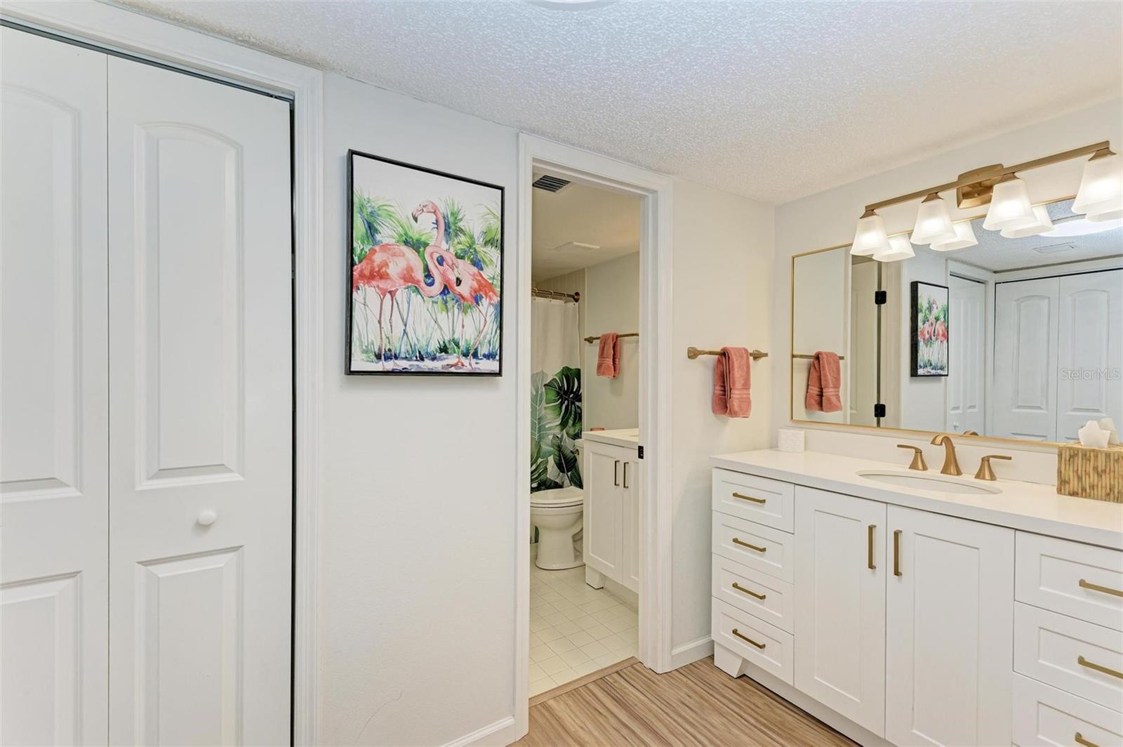 8735 MIDNIGHT PASS RD #107B, SARASOTA, FL, 34242