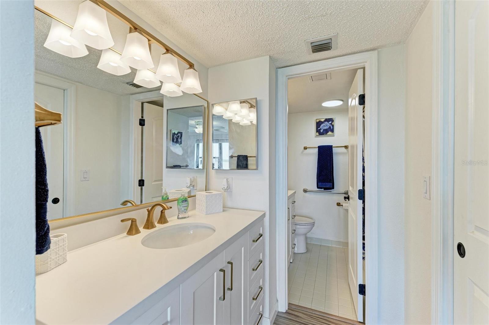 8735 MIDNIGHT PASS RD #107B, SARASOTA, FL, 34242