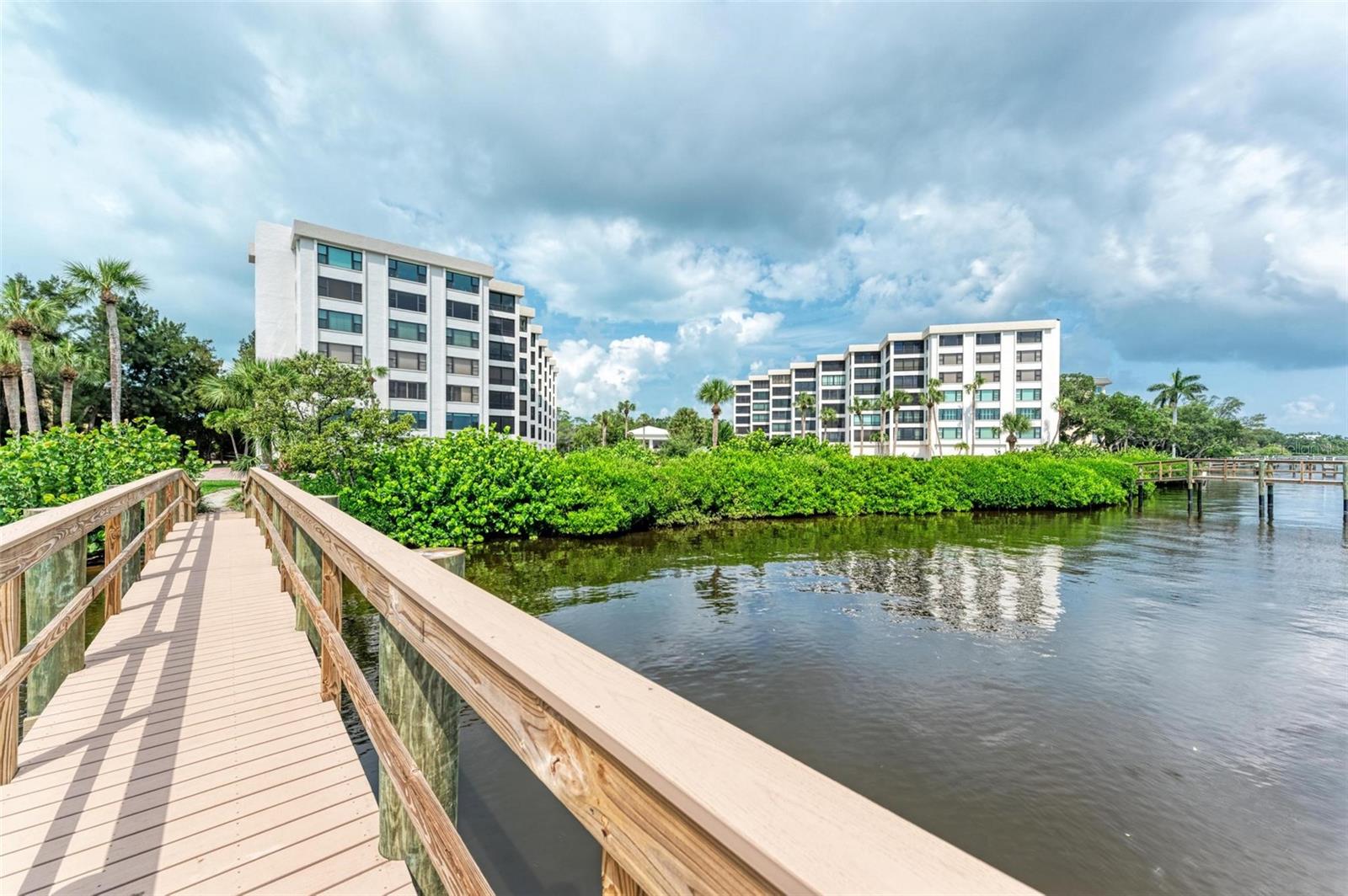 8735 MIDNIGHT PASS RD #107B, SARASOTA, FL, 34242