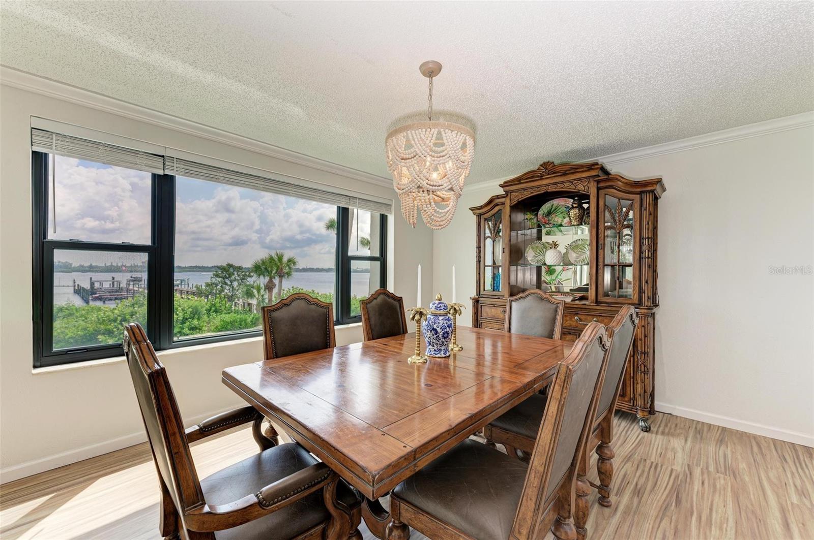 8735 MIDNIGHT PASS RD #107B, SARASOTA, FL, 34242