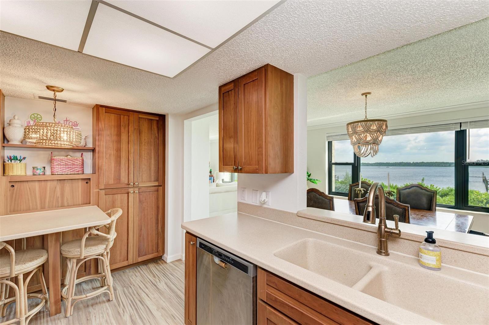 8735 MIDNIGHT PASS RD #107B, SARASOTA, FL, 34242