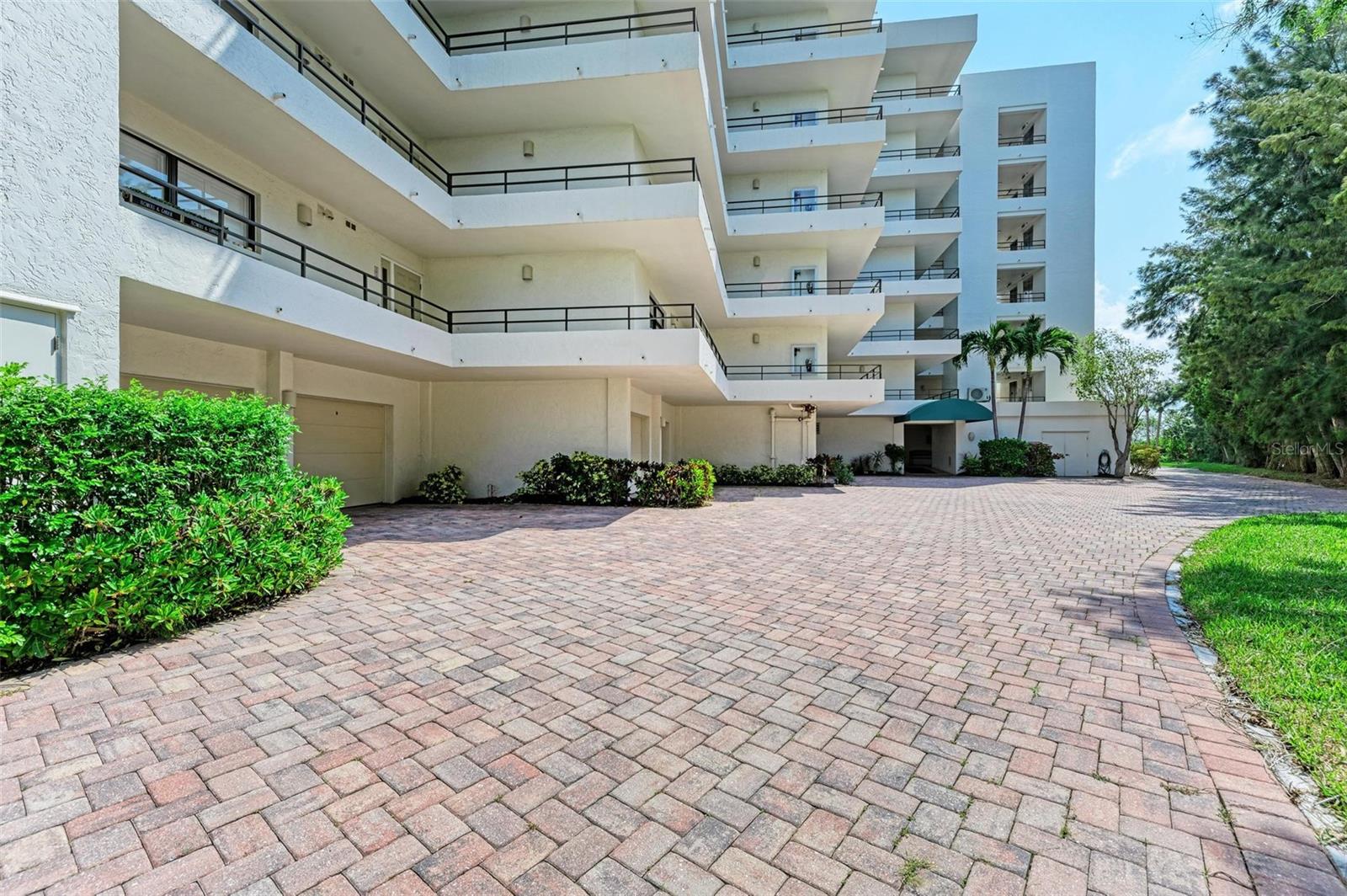 8735 MIDNIGHT PASS RD #107B, SARASOTA, FL, 34242