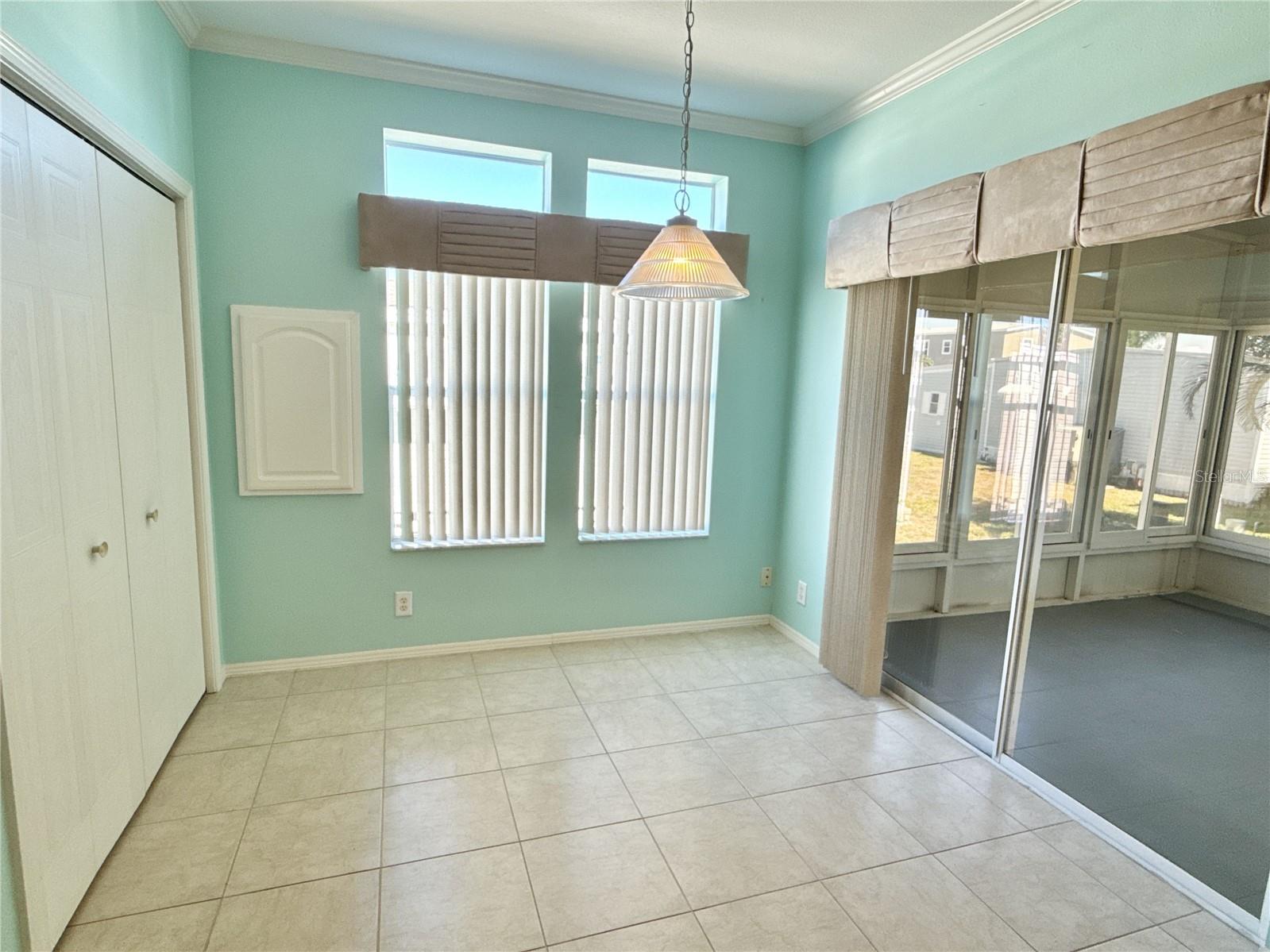 6904 AMERICANA DR NE #171, ST PETERSBURG, FL, 33702