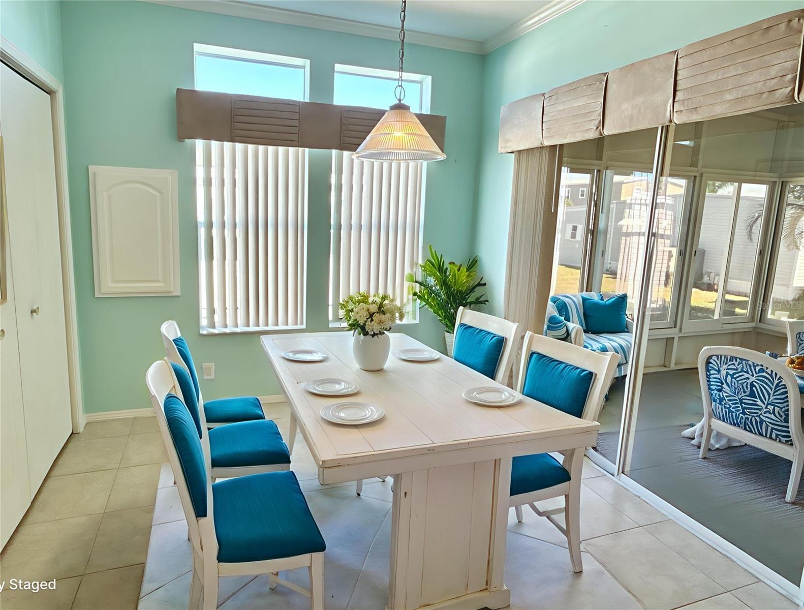 6904 AMERICANA DR NE #171, ST PETERSBURG, FL, 33702