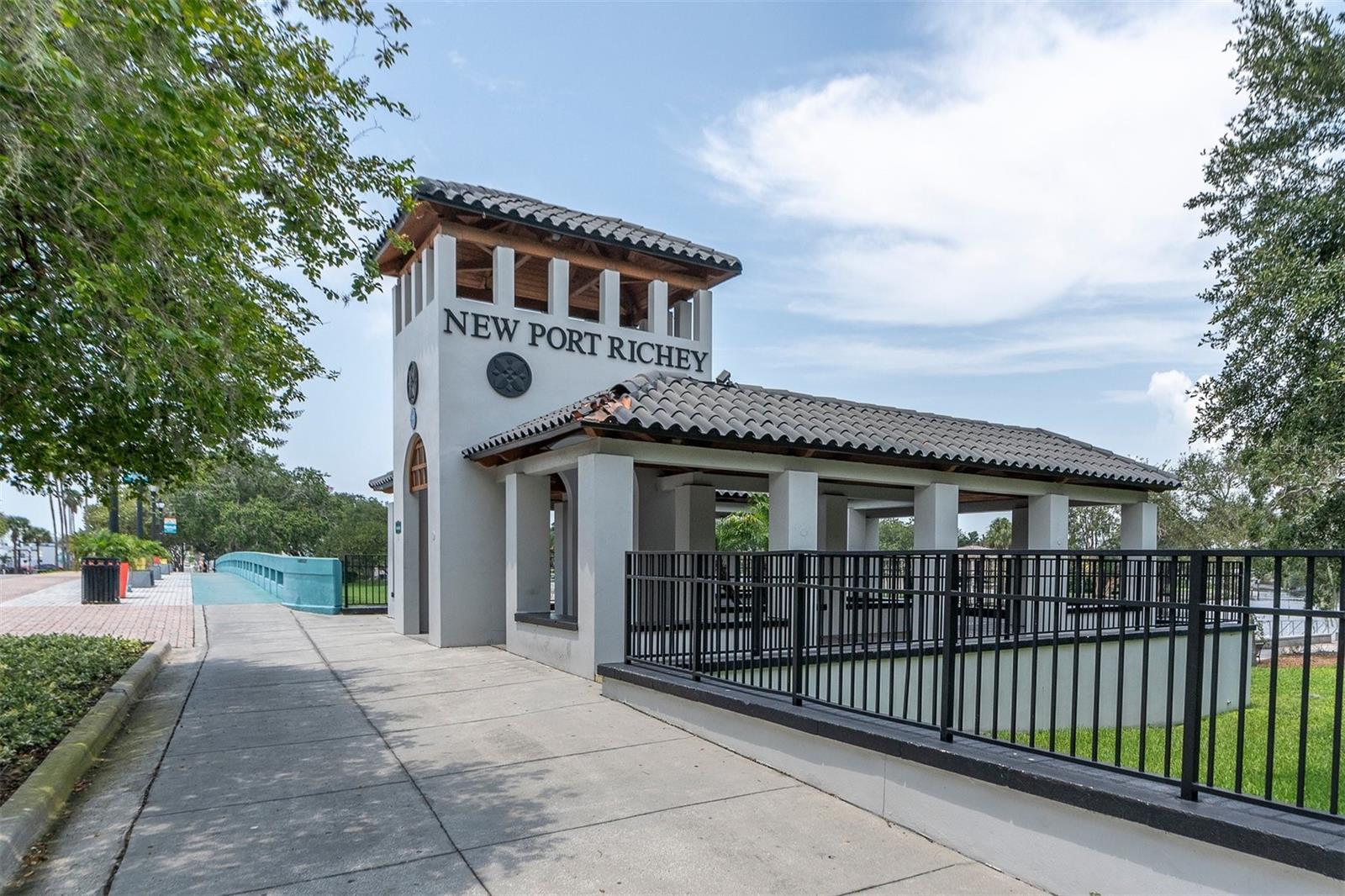 5939 GRAND BLVD, NEW PORT RICHEY, FL, 34652