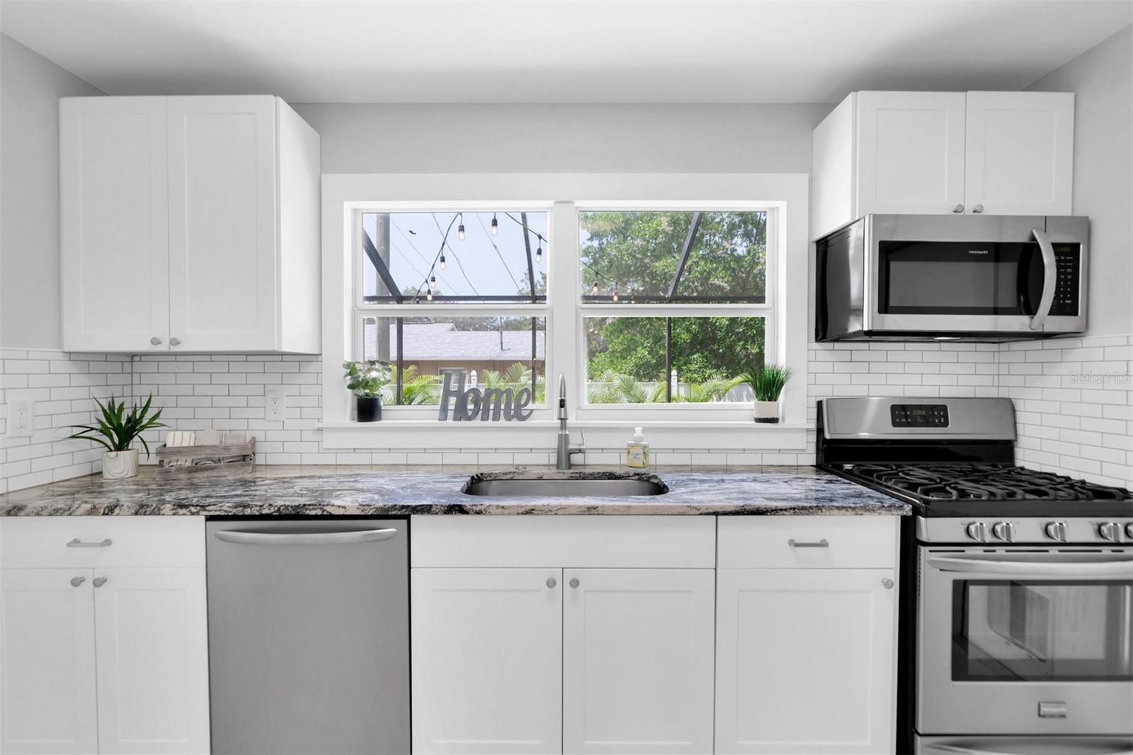 5939 GRAND BLVD, NEW PORT RICHEY, FL, 34652