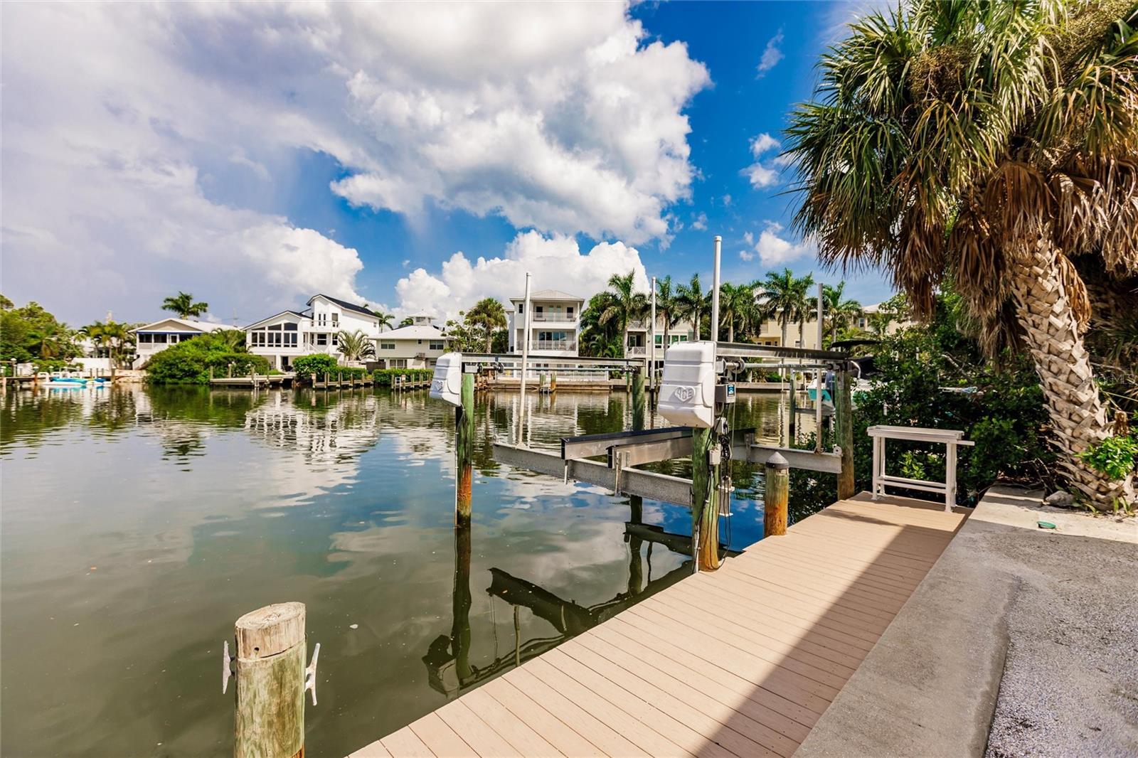 210 LAKEVIEW DR, ANNA MARIA, FL, 34216