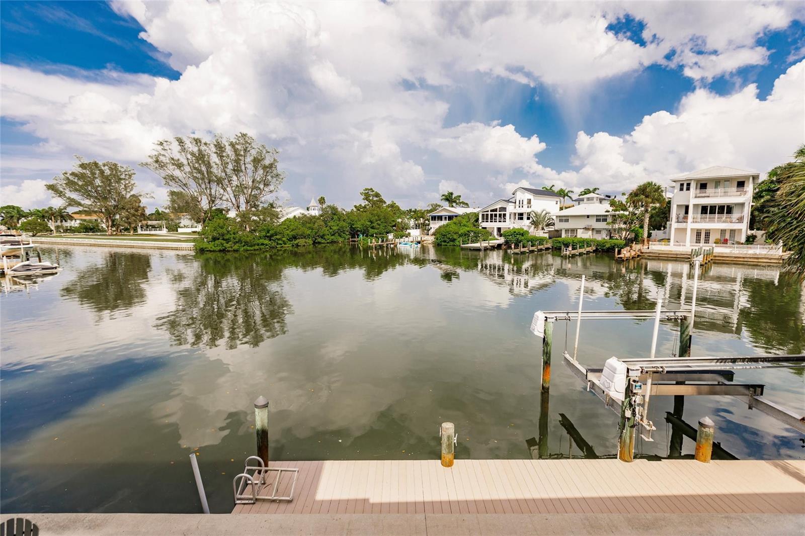 210 LAKEVIEW DR, ANNA MARIA, FL, 34216