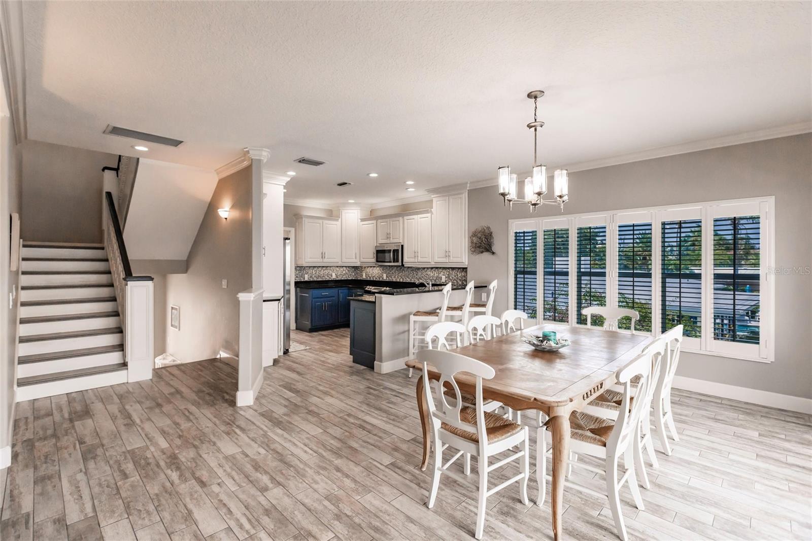 210 LAKEVIEW DR, ANNA MARIA, FL, 34216