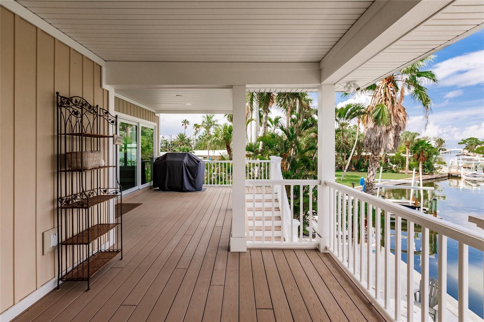 210 LAKEVIEW DR, ANNA MARIA, FL, 34216