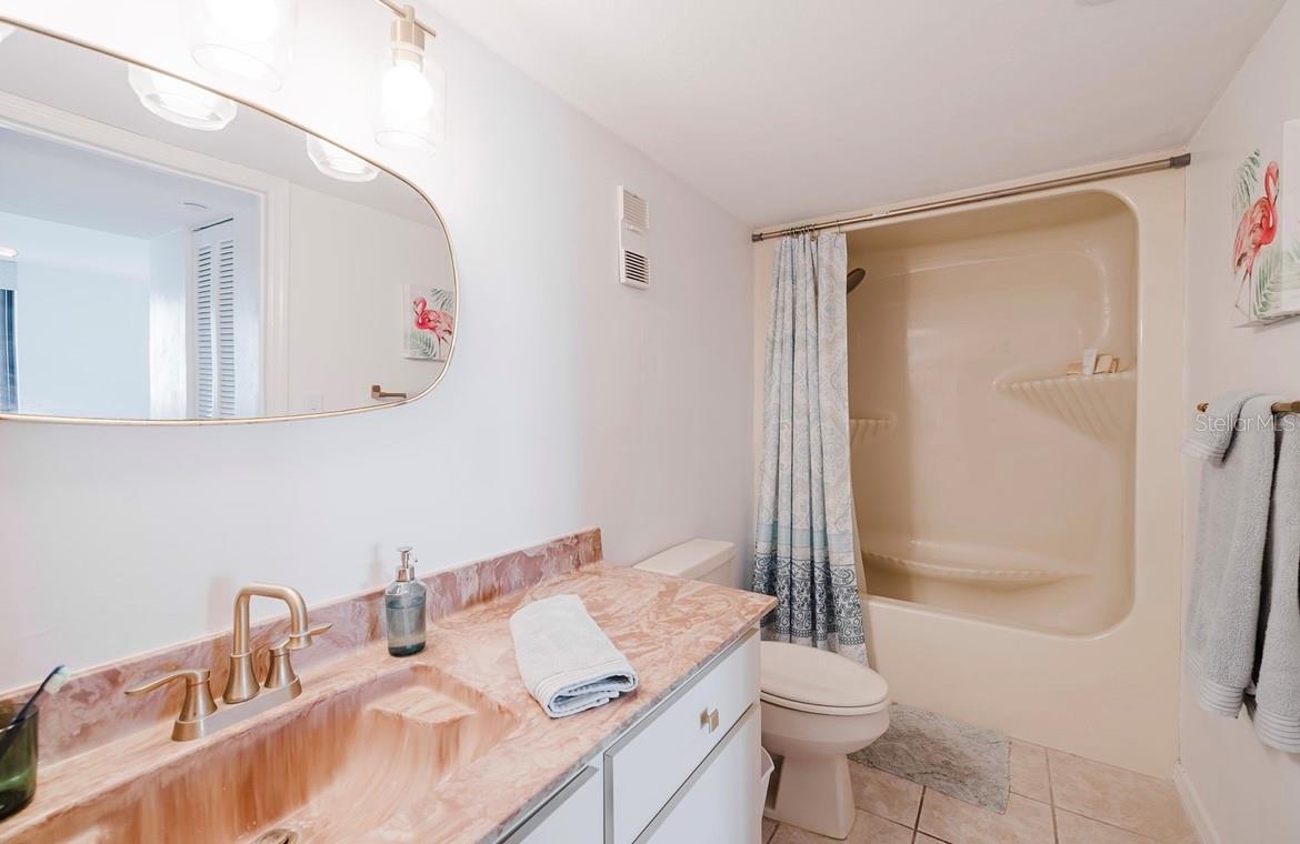 1 OCEANS WEST BLVD #8A4, DAYTONA BEACH, FL, 32118