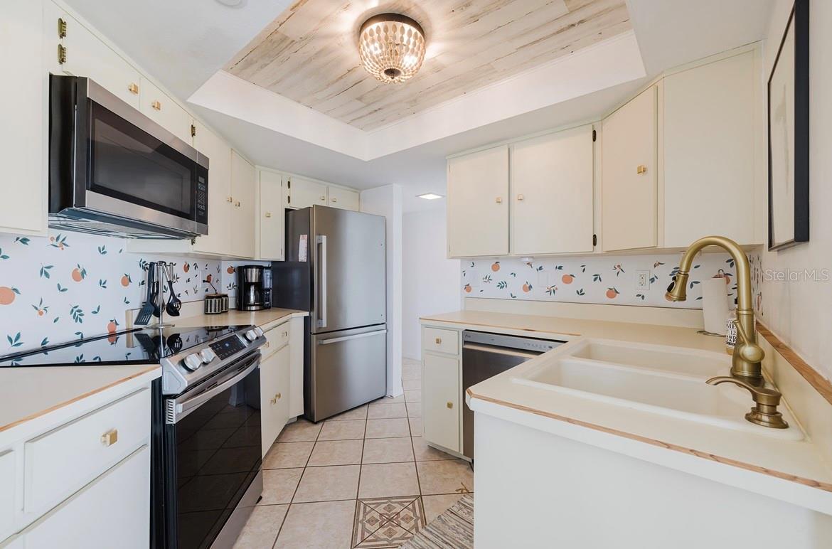 1 OCEANS WEST BLVD #8A4, DAYTONA BEACH, FL, 32118