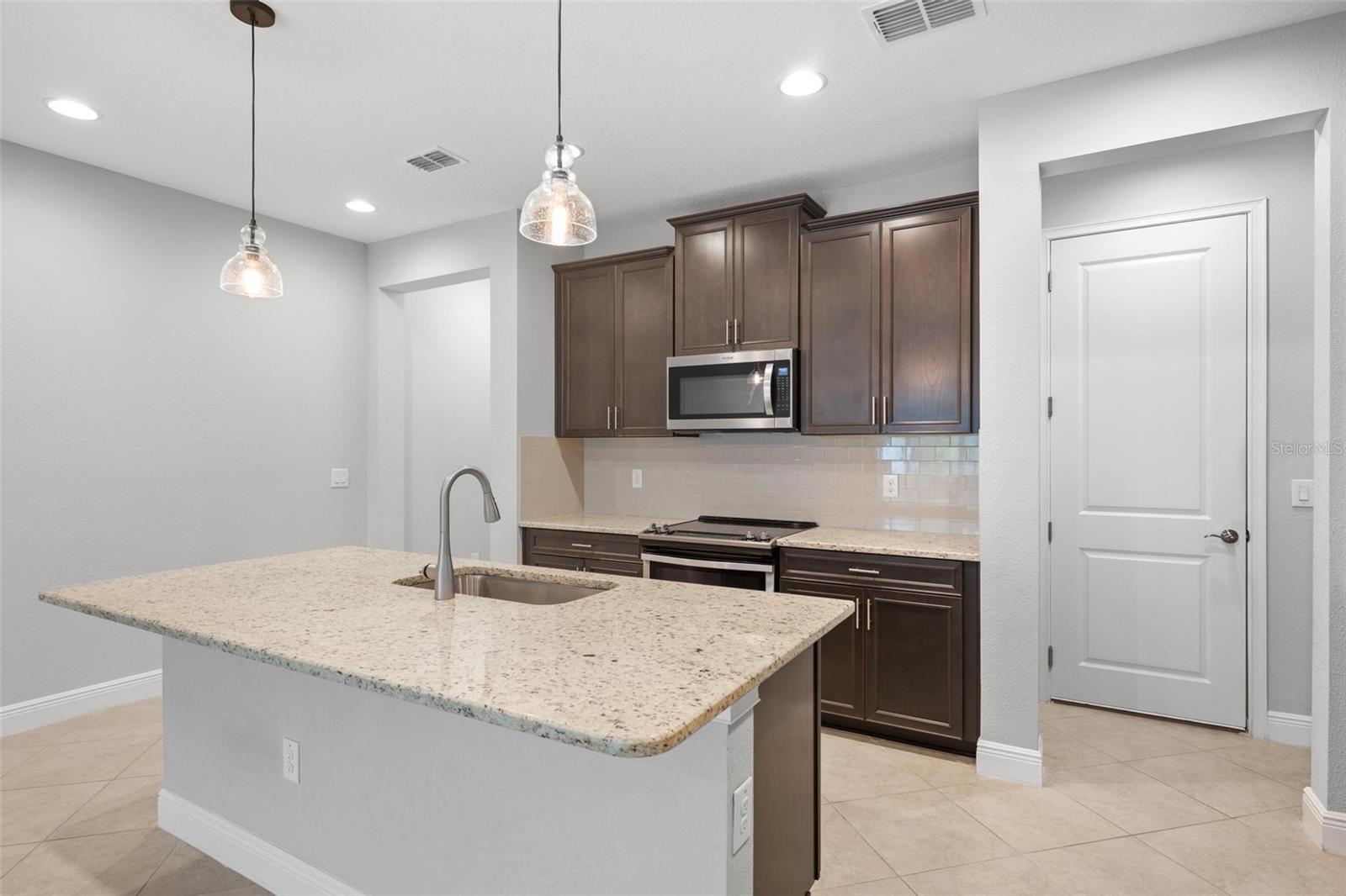 2503 ARCH AVE #139W, OLDSMAR, FL, 34677