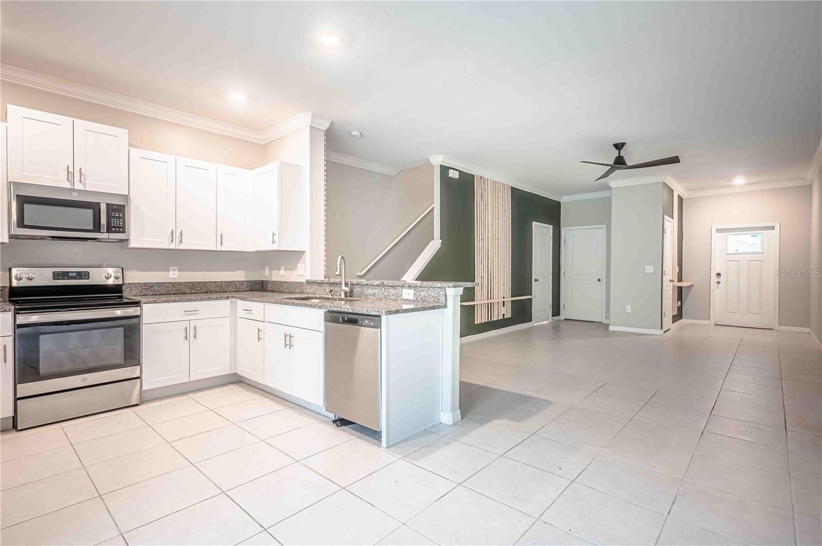 2136 CERULEAN SKY WAY, LUTZ, FL, 33558