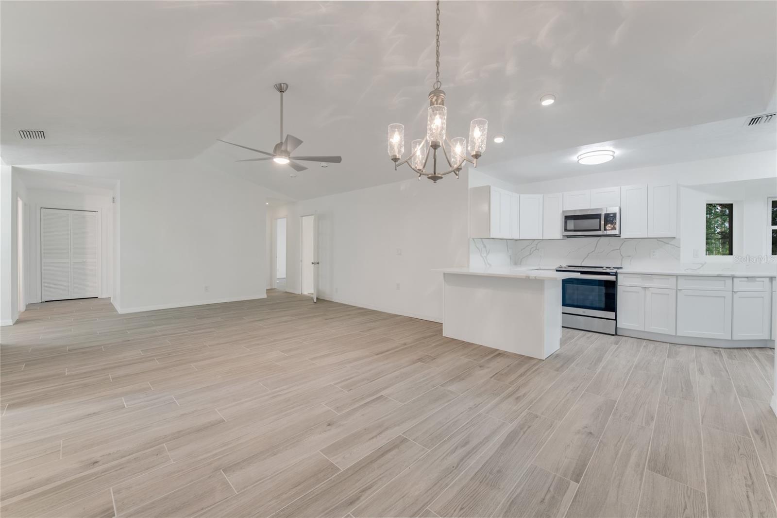 2620 OSCEOLA BLUFF LN, GENEVA, FL, 32732