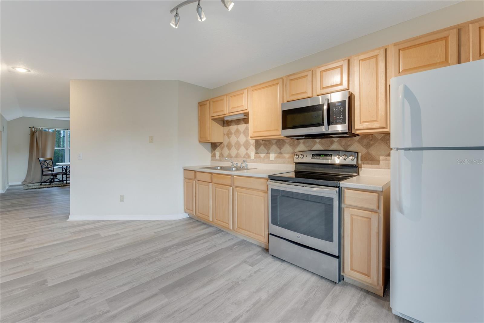 2620 OSCEOLA BLUFF LN, GENEVA, FL, 32732