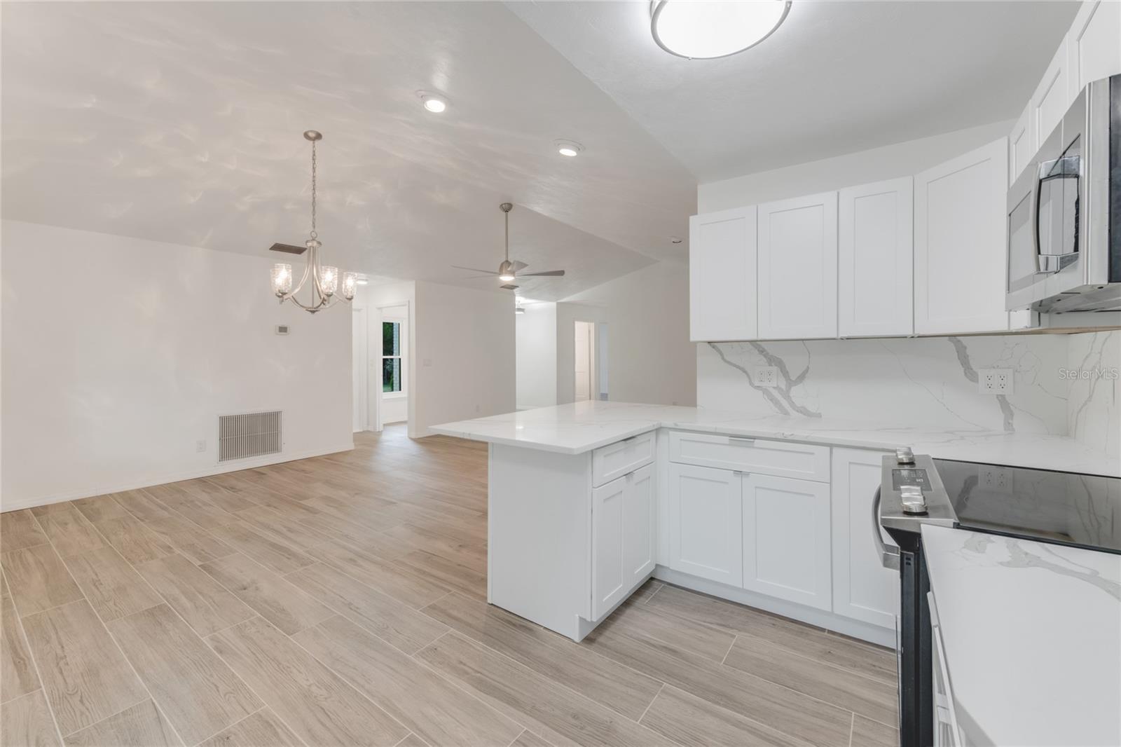 2620 OSCEOLA BLUFF LN, GENEVA, FL, 32732