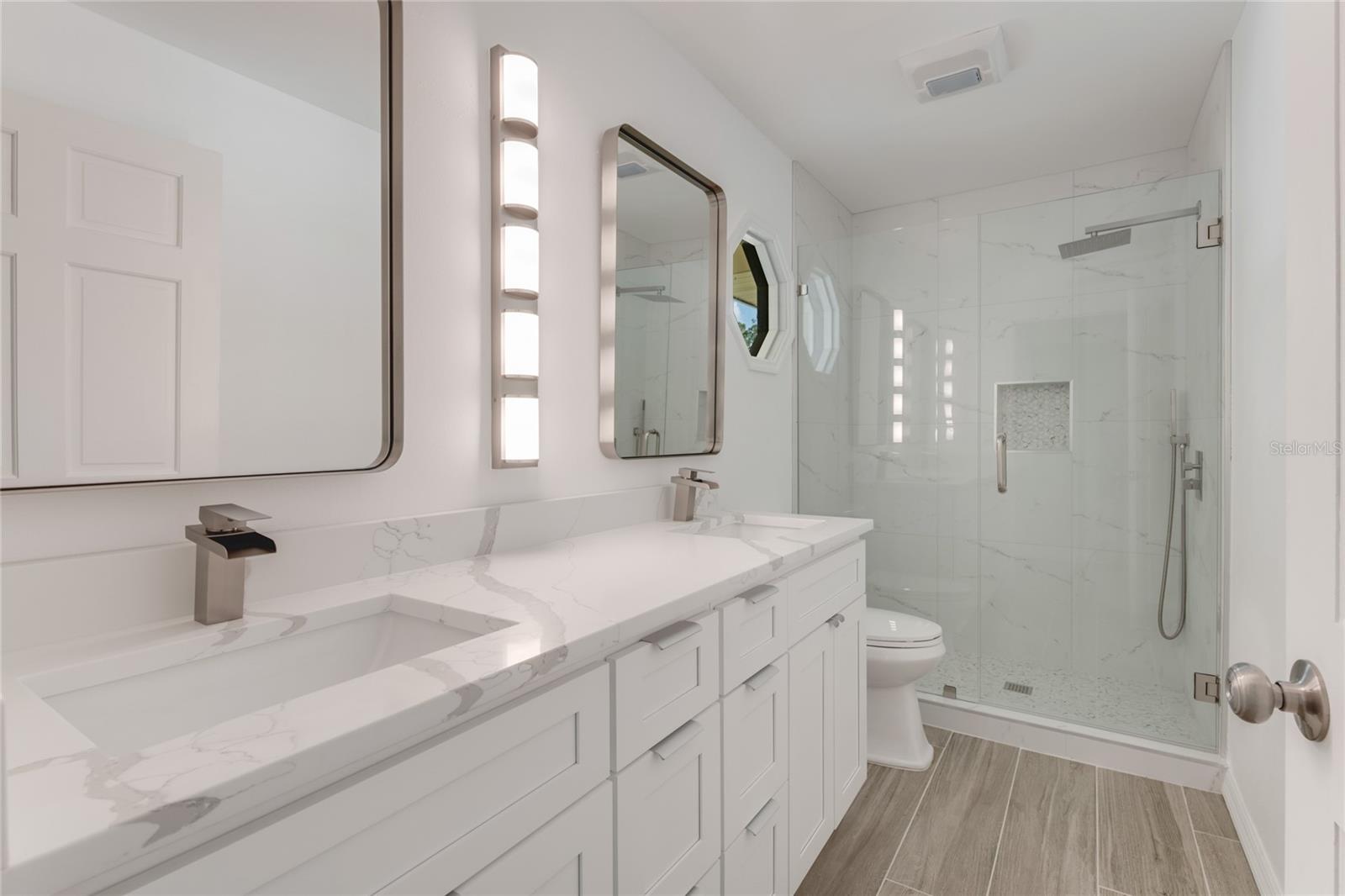 2620 OSCEOLA BLUFF LN, GENEVA, FL, 32732