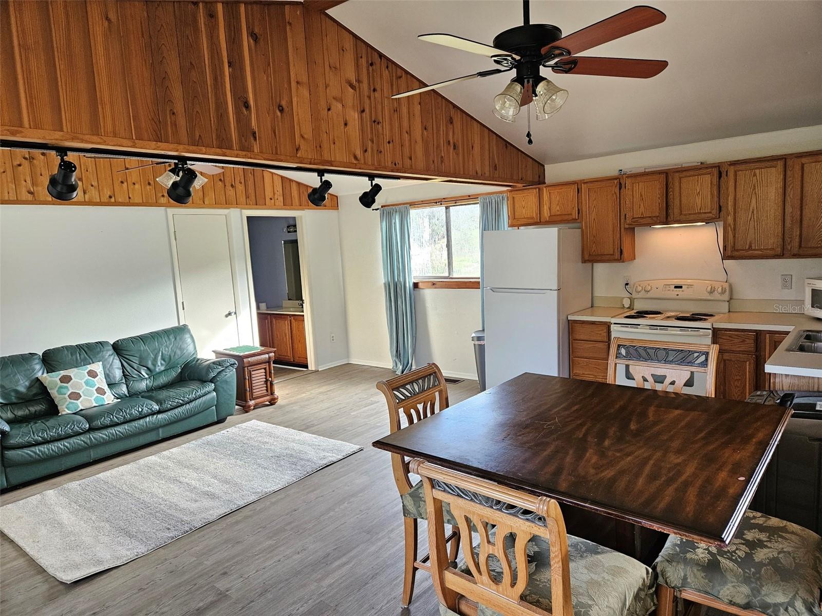 2285 WILMHURST RD, DELAND, FL, 32720