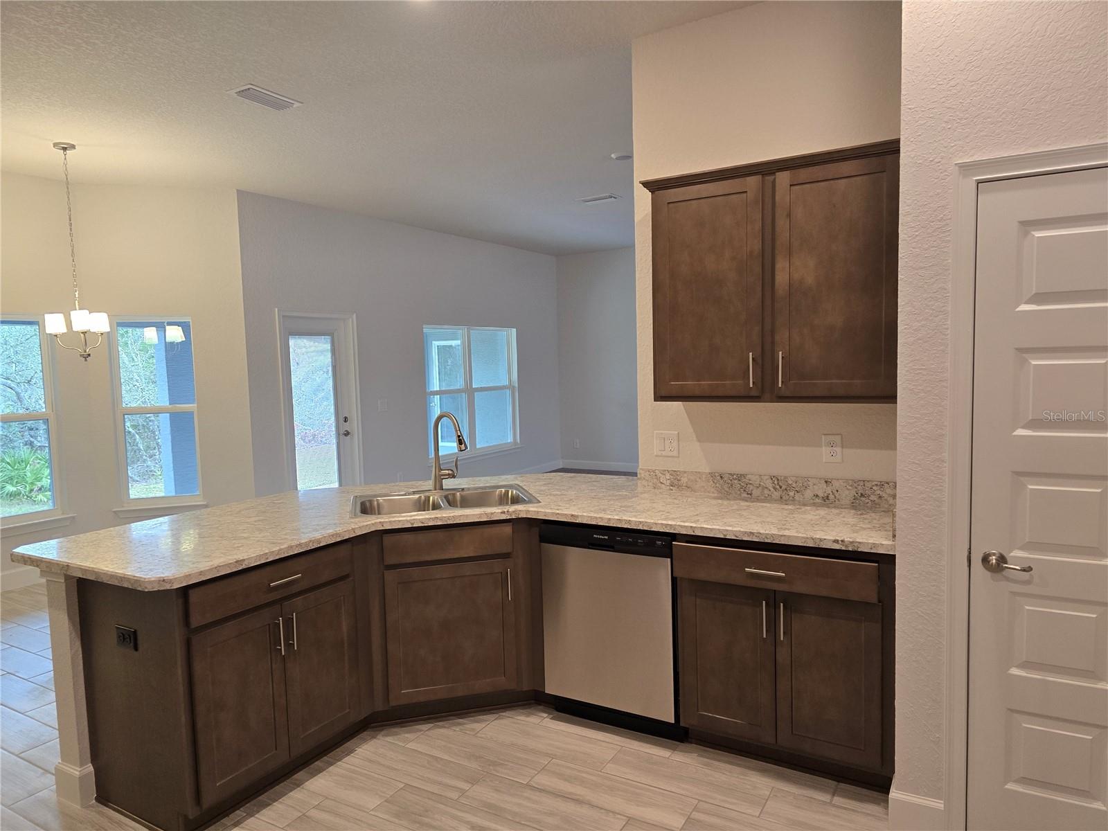 28 DAHLIA CT S, HOMOSASSA, FL, 34446