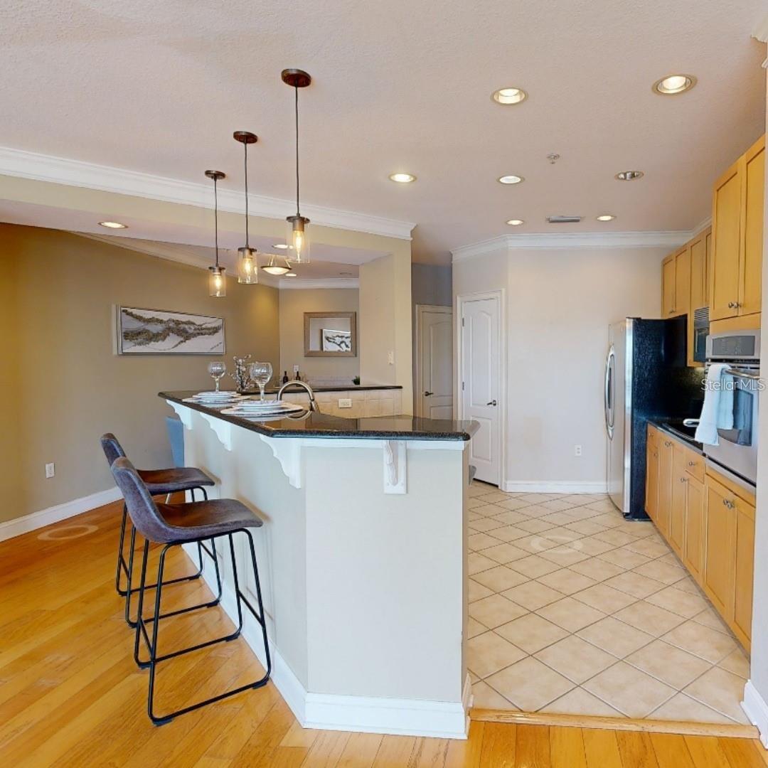 6414 SUNSET BAY CIR, APOLLO BEACH, FL, 33572