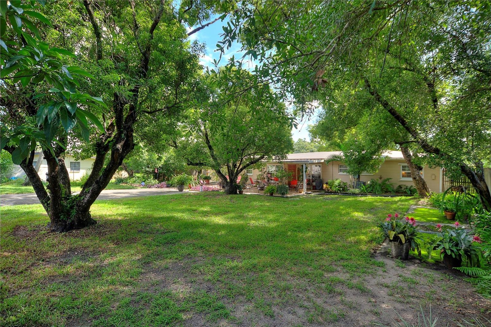 8102 LAKE EVE DR, ORLANDO, FL, 32810