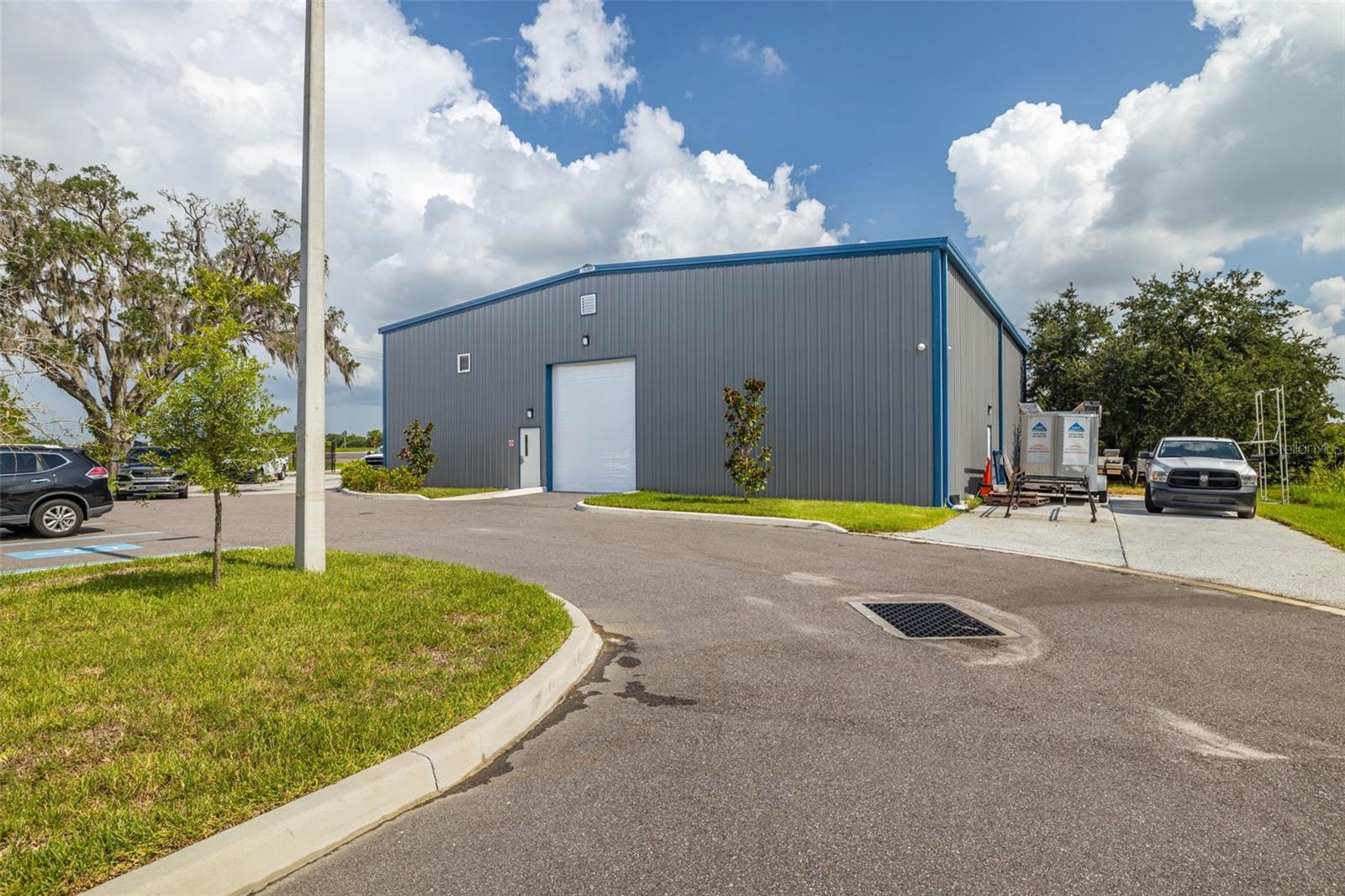 7117 N US HIGHWAY 301, TAMPA, FL, 33610
