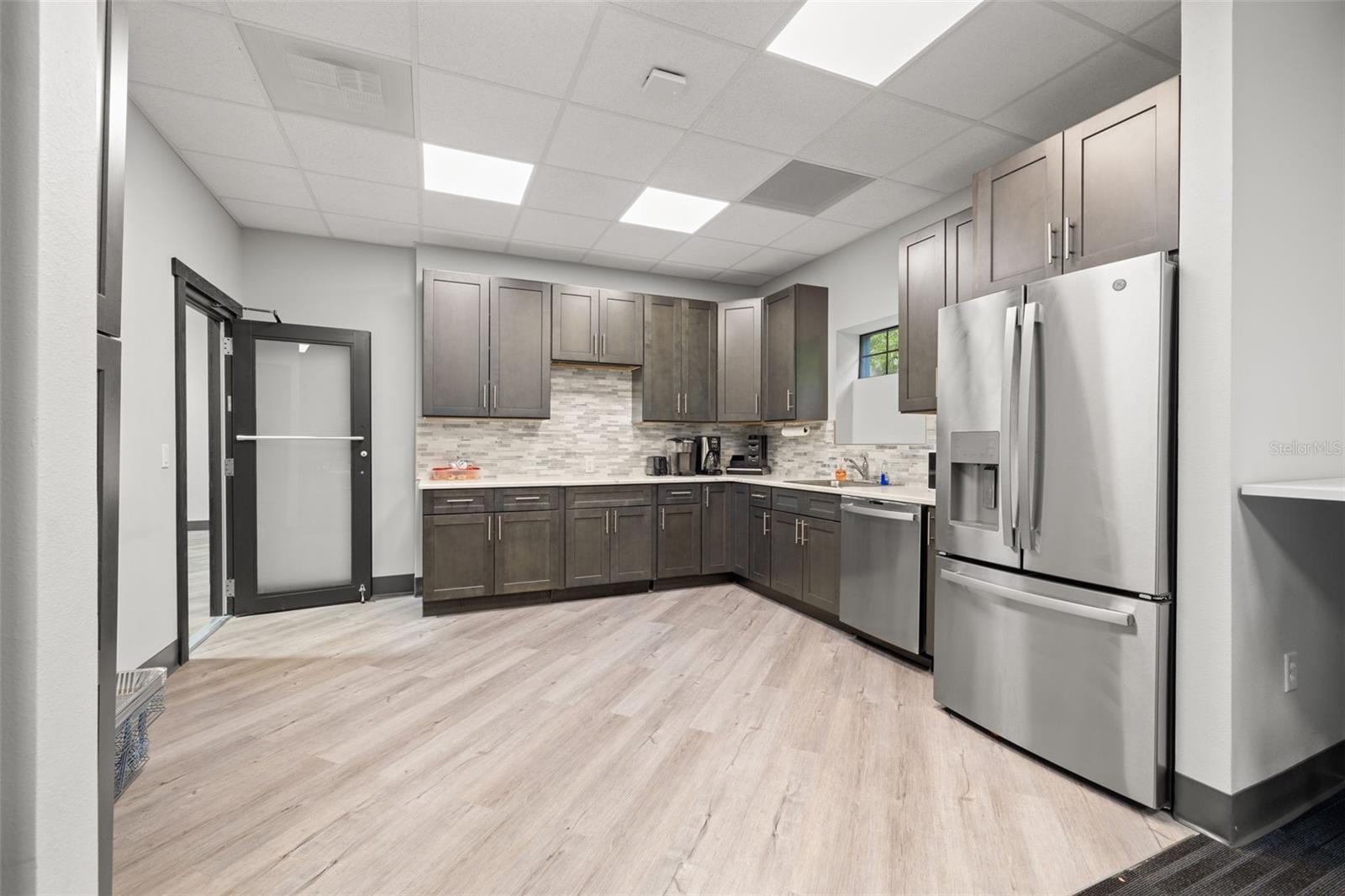7117 N US HIGHWAY 301, TAMPA, FL, 33610