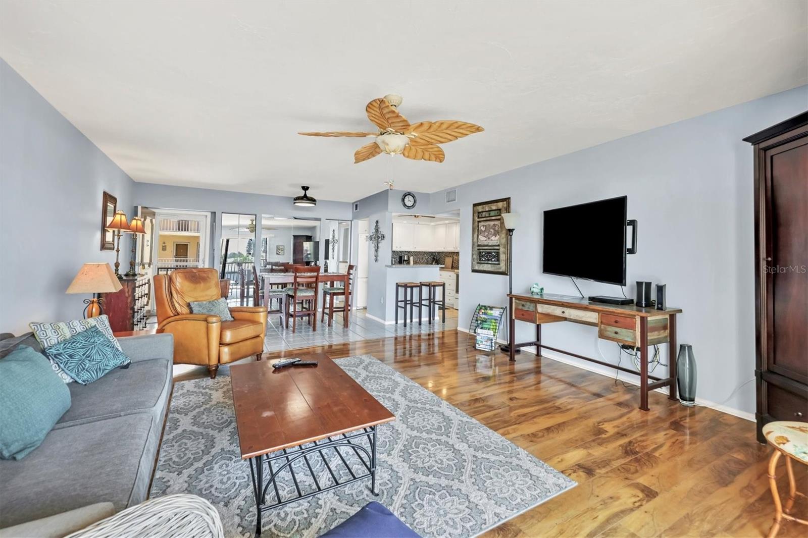 1714 69TH AVE W #B205, BRADENTON, FL, 34207