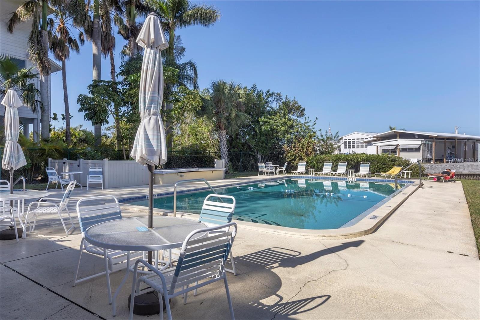 1714 69TH AVE W #B205, BRADENTON, FL, 34207