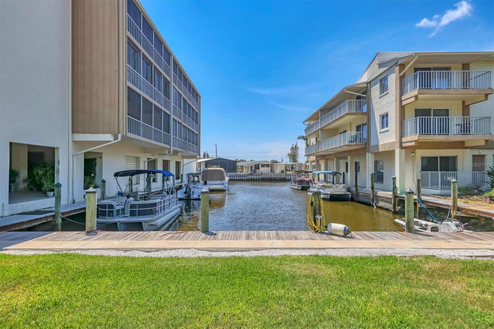1714 69TH AVE W #B205, BRADENTON, FL, 34207