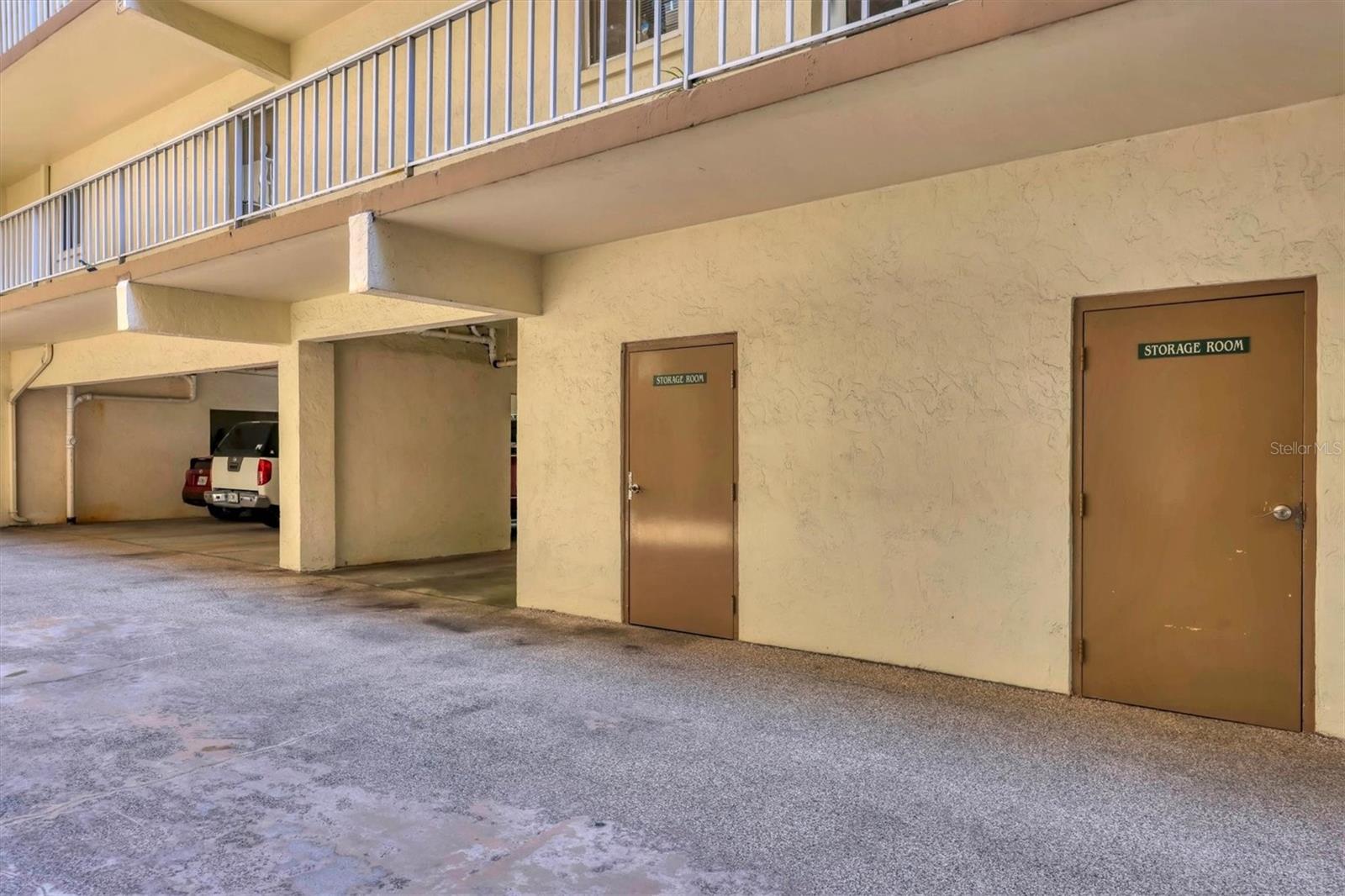 1714 69TH AVE W #B205, BRADENTON, FL, 34207