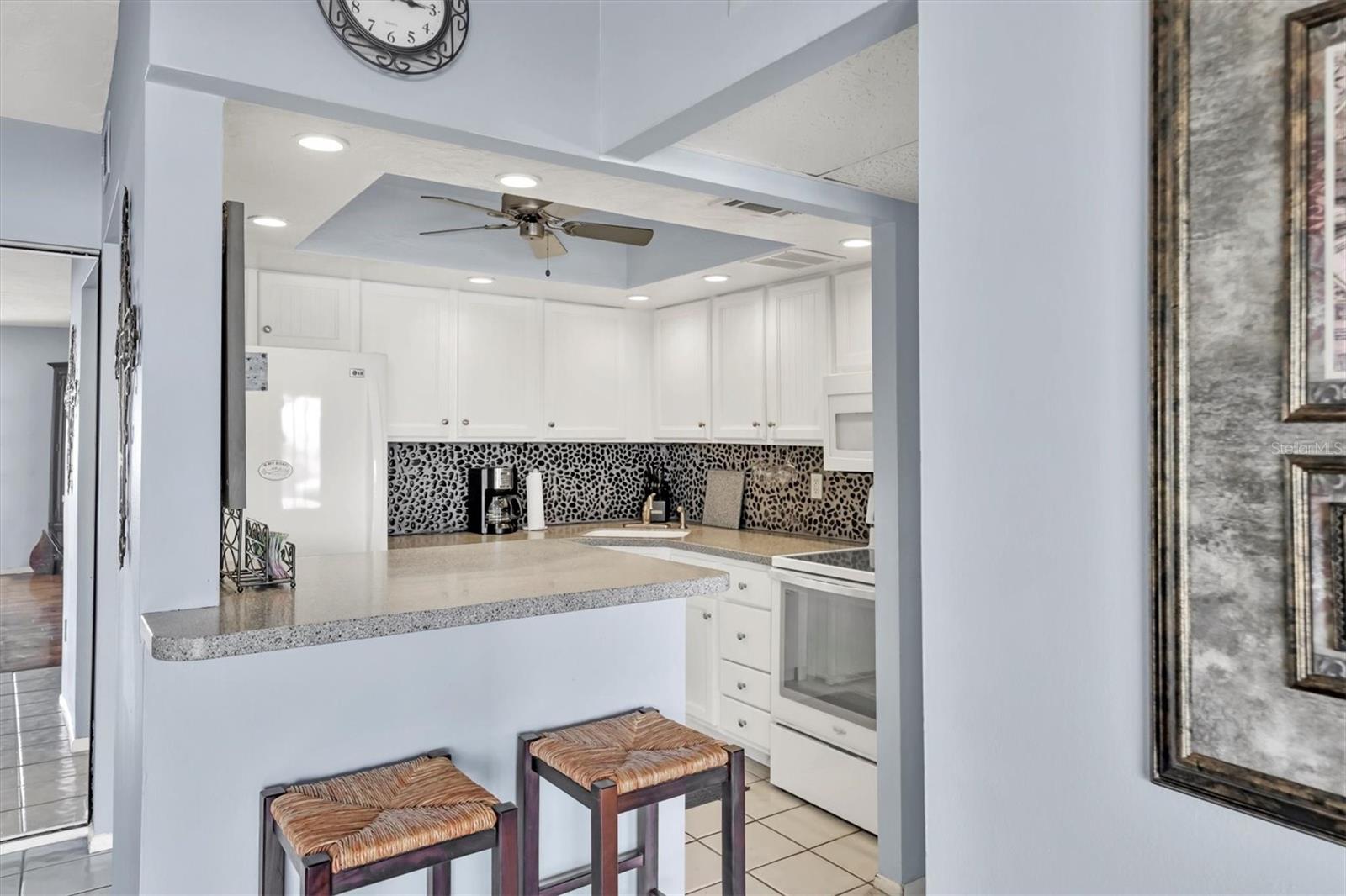 1714 69TH AVE W #B205, BRADENTON, FL, 34207