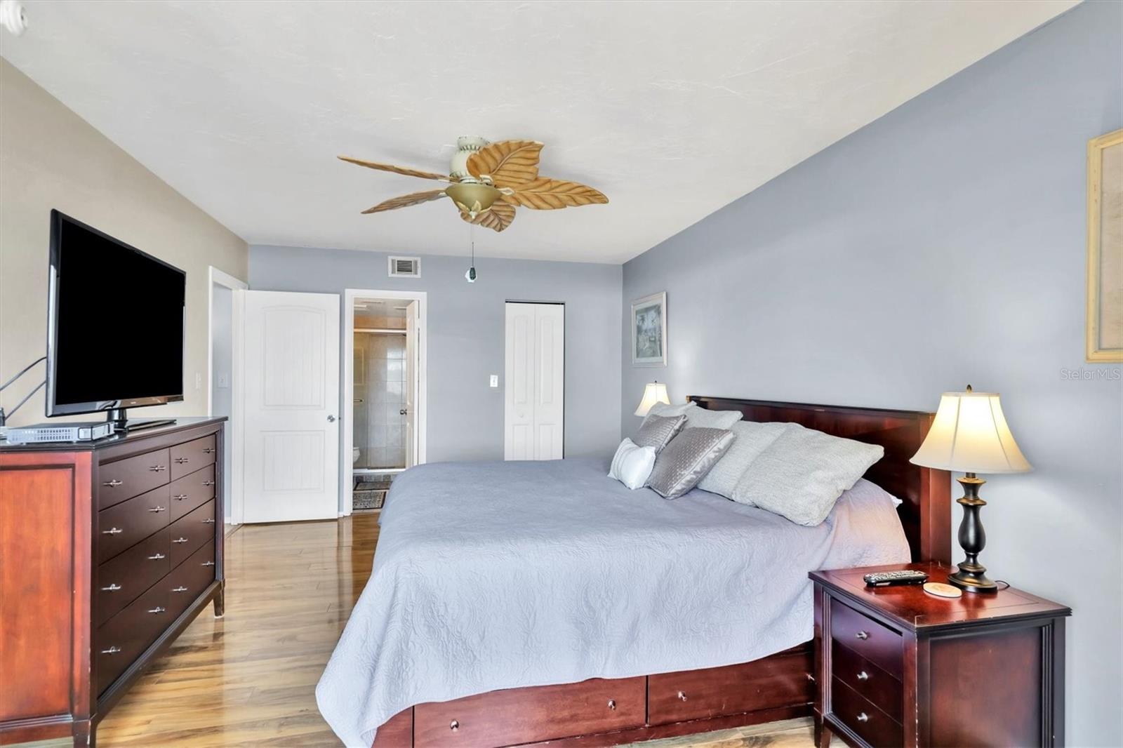 1714 69TH AVE W #B205, BRADENTON, FL, 34207